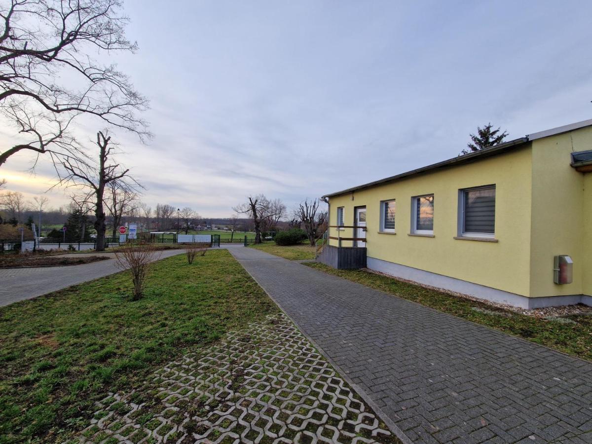 Gaestewohnung Heinrich Heine Schule Bad Dürrenberg Eksteriør billede